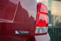 A Chevrolet avança na renovação de sua linha de utilitários esportivos no país. Depois de lançar o Equinox e de incorporar inovações ao Trailblazer, a marca promove o Tracker, que ganha ainda mais sofisticação e tecnologias para posicionar-se no mais alto patamar entre os SUVs urbanos.